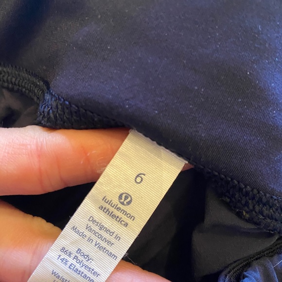 Lululemon shorts - Picture 5 of 5